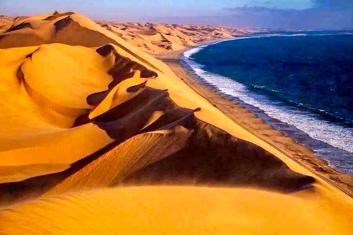 Coastal Adventure at Sandwich Harbour
